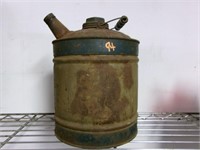 vintage oil can