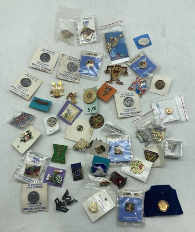 (S) Pin Collection Including Taz, Chicago Cubs,