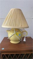 Teapot table lamp