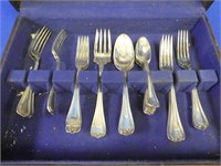 1847 Rogers Silver Plate Flatware In Box