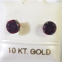 $120 10K Garnet(1.18ct) Earrings