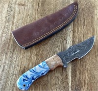 Damascus Knife w/Leather Sheath