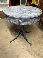 CLAW FOOT TABLE