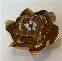 18KT Gold & Diamond Flower Brooch (16.0 Grams)