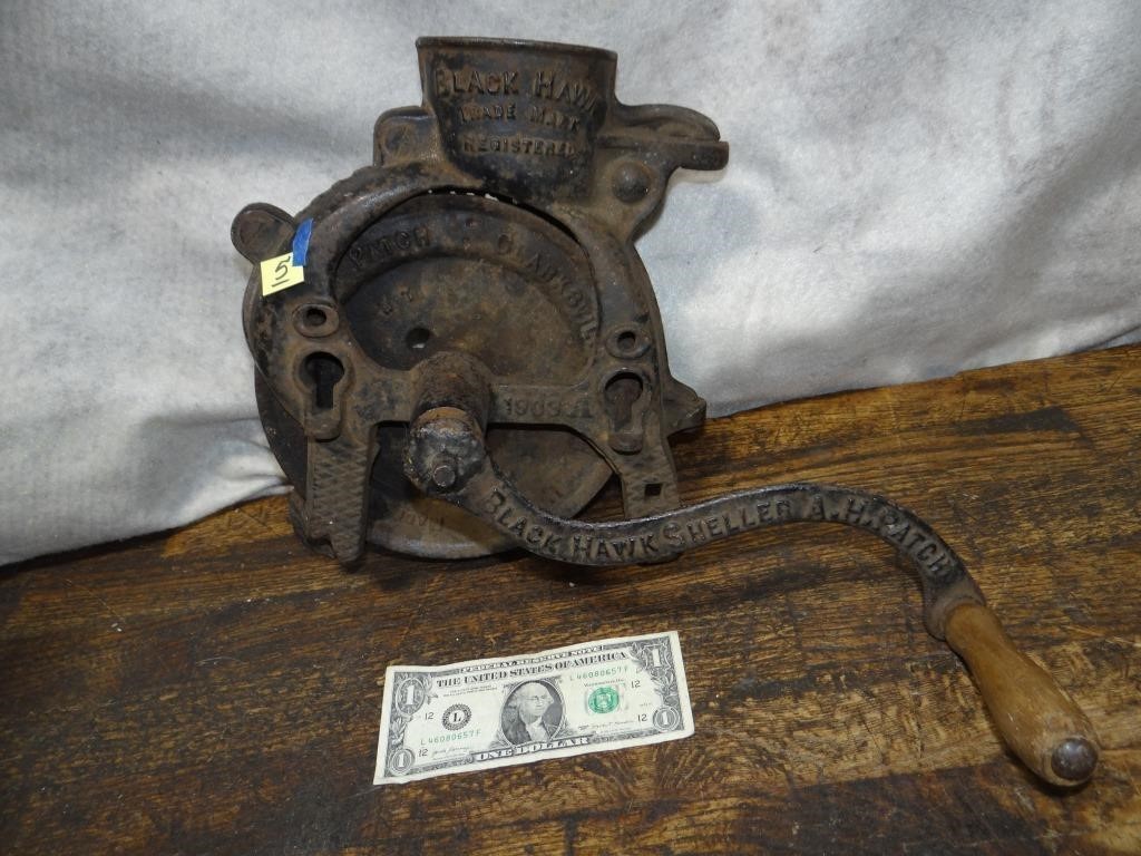 Black Hawk Corn Sheller/ Decobber 1903 A