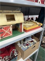 FISHER PRICE BARN AND RECORD PLAYER