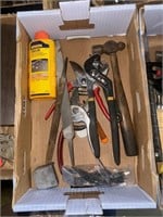 Flat of Misc. Hand Tools