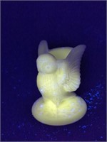 Vintage Westmoreland UV Glow White Milk Glass Owl