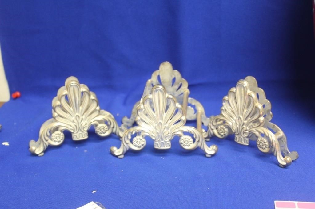 Set of 3 Metal Napkin Rings