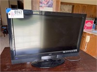 32" VIZIO FLATSCREEN TV MODEL: XVT323SV