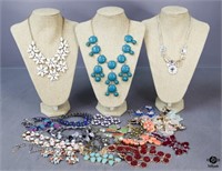 Necklaces / 14 pc