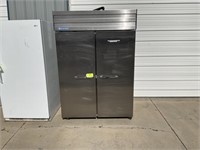 Polar Quest Commercial Refrigerator