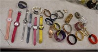 Costume Jewelry lot; watches,