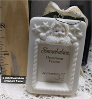 2" Snowbaby Collector's Oranment Picture Frame