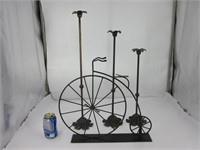 3 chandeliers + vélo décoratif en métal