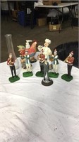 Soldiers, chef, bell rooster vase little house