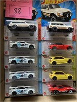 10 hot wheels