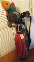 RED BAG OF GOLF CLUBS, TITLIEST, SNAKE EYES,