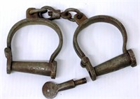 Antique Handcuffs w Key Indiz #613 Work