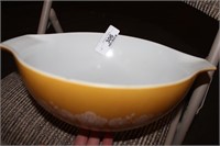 LARGE PYREX BOWL