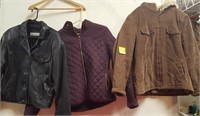 11 - LOT OF 3 JACKETS (F119)