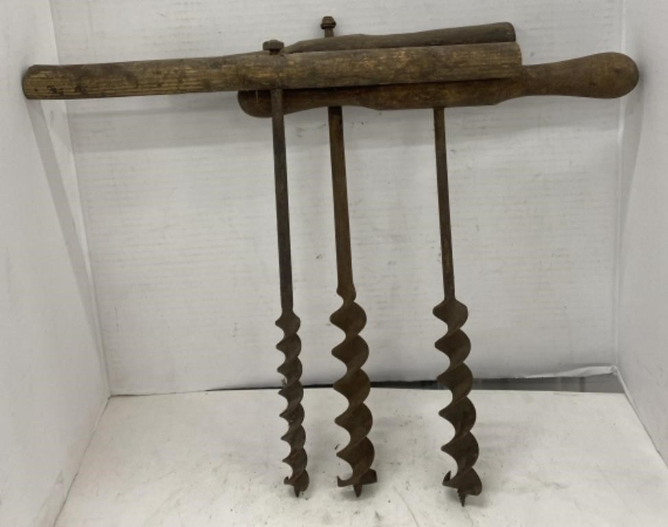 (F) 3 T Handle Wood Auger Hand Drill.  Primitive