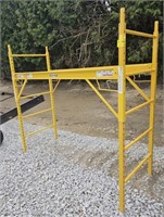 (TT) Werner Adjustable Scaffold 29.5"×73.5"×68.5"