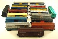 (17) LIONEL 6464 BOX CARS