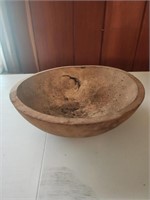 Vintage wooden dough bowl 10" diameter 3" tall