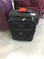 I will pro black carry-on bag