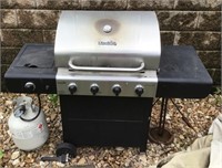 Char Broil gas grill with propane tank