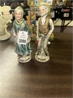 Grandma & Grandpa figurines