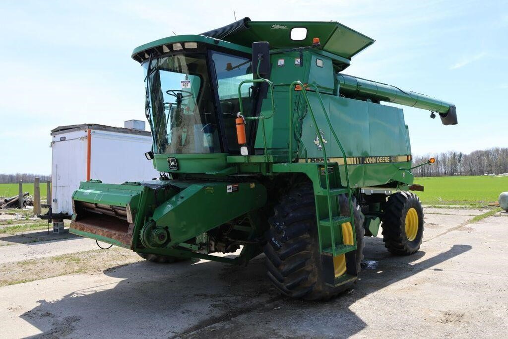 JOHN DEERE 9600 2WD COMBINE