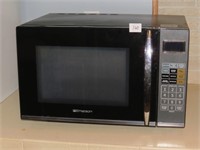 Emerson Microwave - 1100 Watts - does work -
