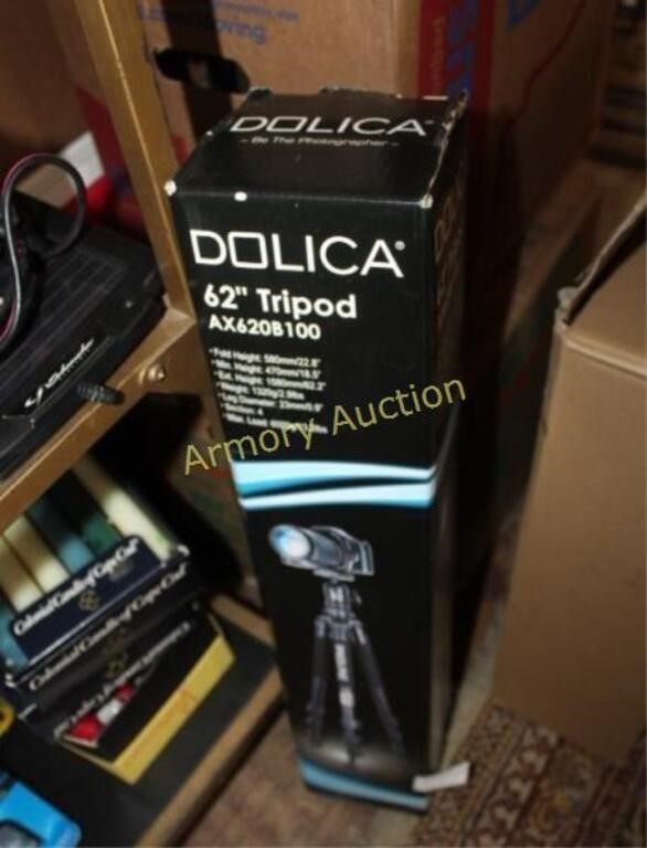 DOLICA 62" TRIPOD CAMERA STAND