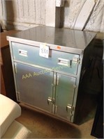 Metal tool / welding cabinet - very good