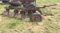 IH 3 Bottom Plow With Cutters Pull Type