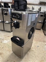 Taylor C709 Soft Serve Ice Cream Machine