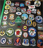 W - LOT OF COLLECTIBLE PATCHES (L50)