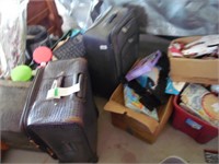 LARGE GROUP OF ITEMS, CHRISTMAS, LUGGAGE, ETC....