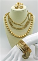 6 Piece Textured Gold Tone Set of Jewelry