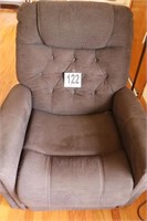 Lift Chair (Needs Cleaning) BUYER RESPONSIBLE FOR