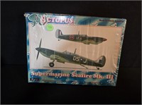 MODEL AIRPLANE NEW IN BOX