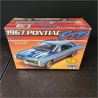 1967 Pontiac GTO Scale Model Kit