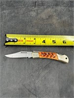 Pocket Knife (does not lock)