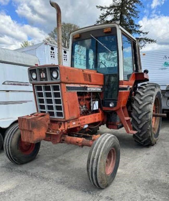 International 1086 Tractor,130HP,diesel,2WD