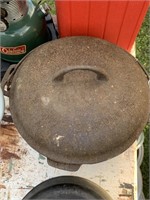 GRISWOLD DUTCH OVEN