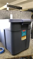 18 gallon tote with lid