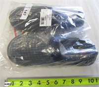 New Mens Slippers Size 8-9 retail $38