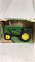 John Deere M box 540 1/16 ertl